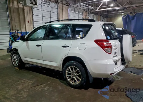 2011 Toyota Rav4 z USA, uszkodzony, nr VIN JTMBF4DV0B5045000